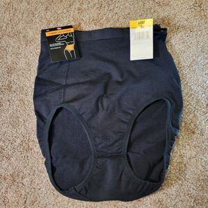 Bali Women’s Medium Ultra Control Seamless Firm Tummy Panel Shaping Brief Black